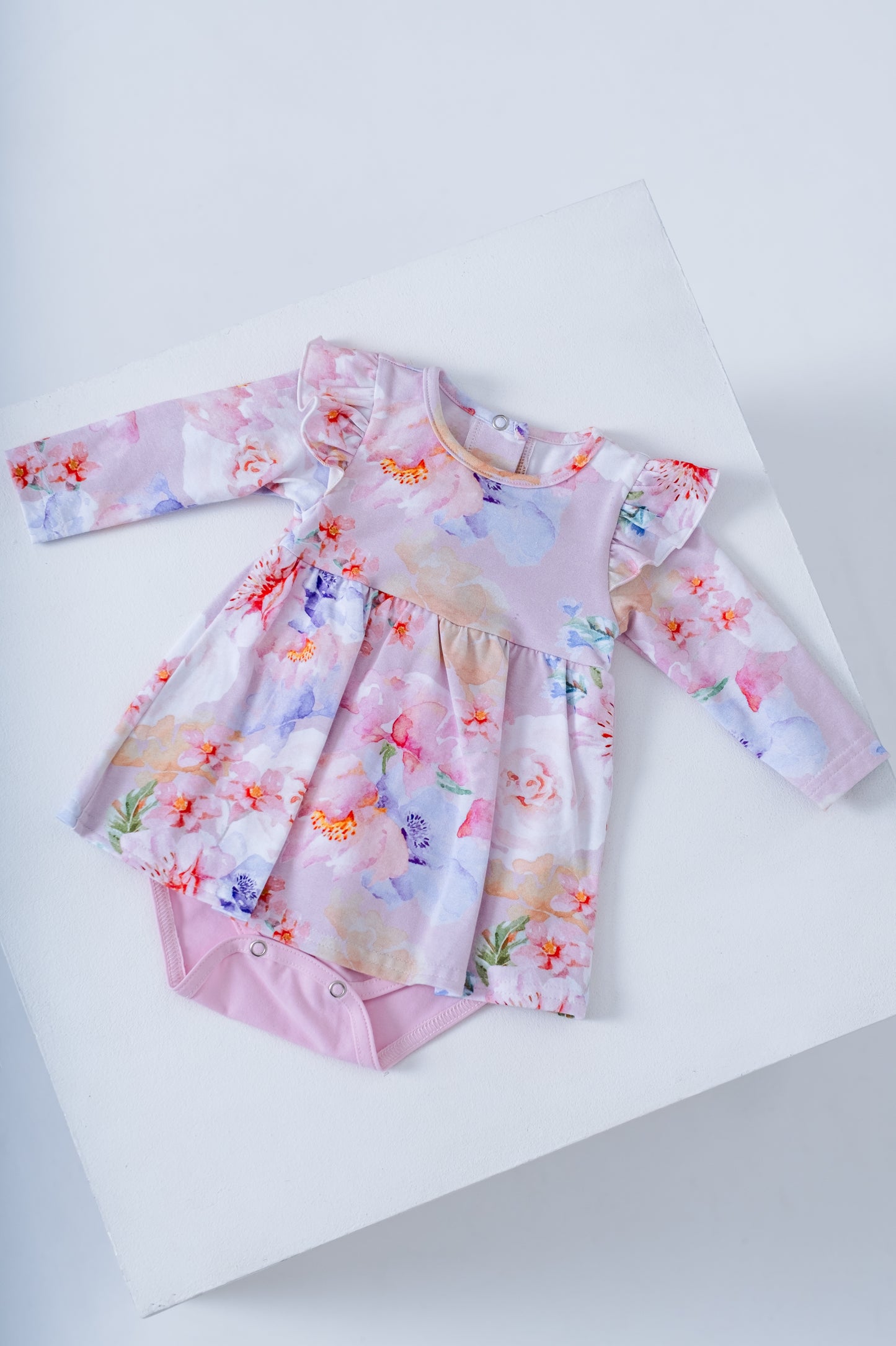 Vauvan, Spring flower bodymekko