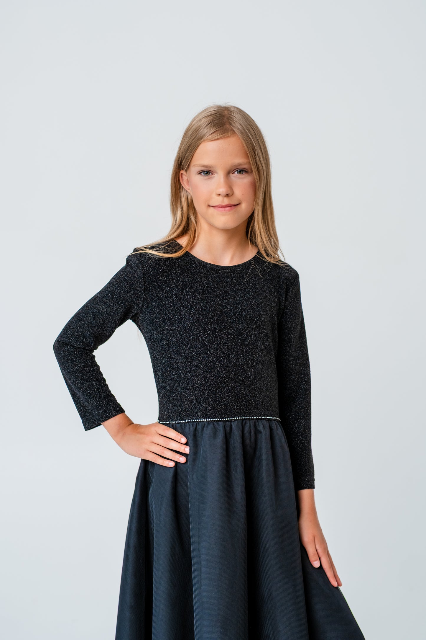 Lasten Vanessa-maximekko, Musta